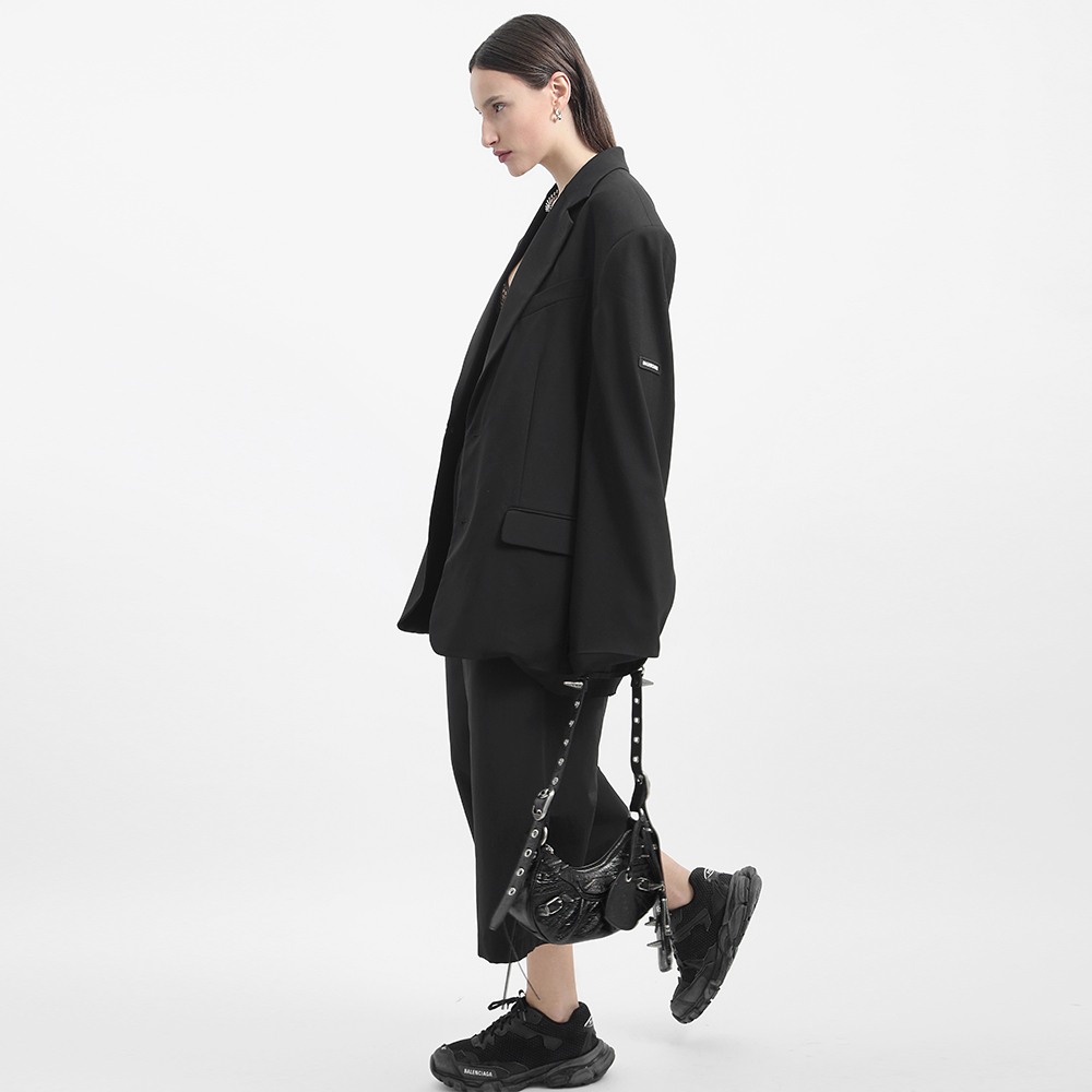 Balenciaga outfit n.13 : clothing, bags, shoes, sunglasses | Spring Summer 2023