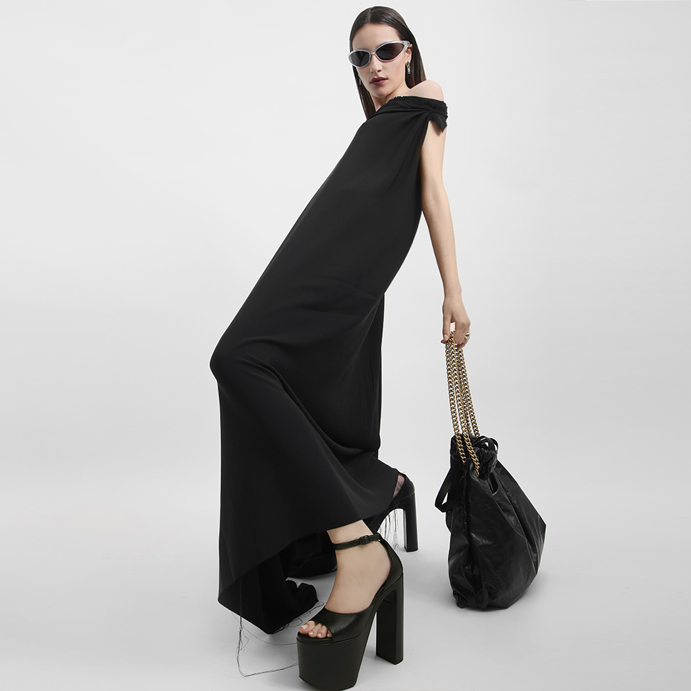 Balenciaga outfit n.1 : clothing, bags, shoes, sunglasses | Spring Summer 2023
