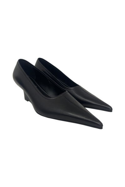 L’Apparition Scented Candle Image of 261 WAS0276 LE0210 001