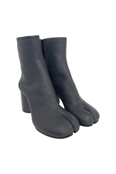 MAISON MARGIELA Tabi boots Grey